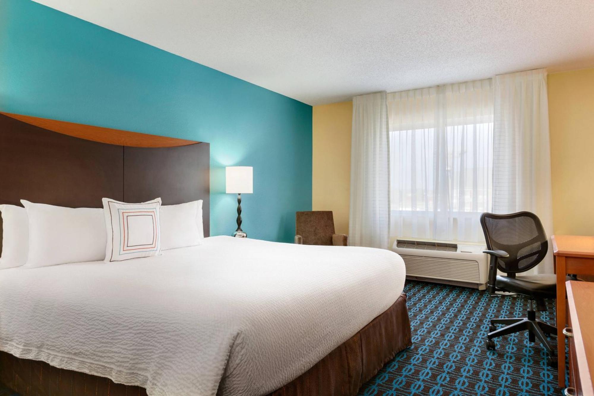 Fairfield Inn & Suites By Marriott Toledo Maumee Exterior photo